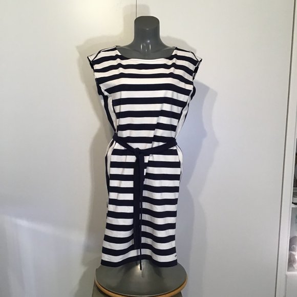 Tommy Hilfiger Nautical Dress with Cap Sleeves and Square Neckline Size L - Picture 1 of 9